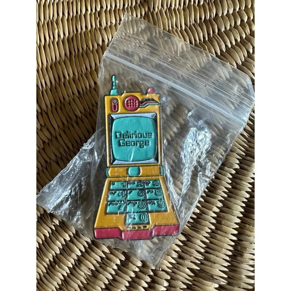 Delirious George phone pin - Picture 1 of 5